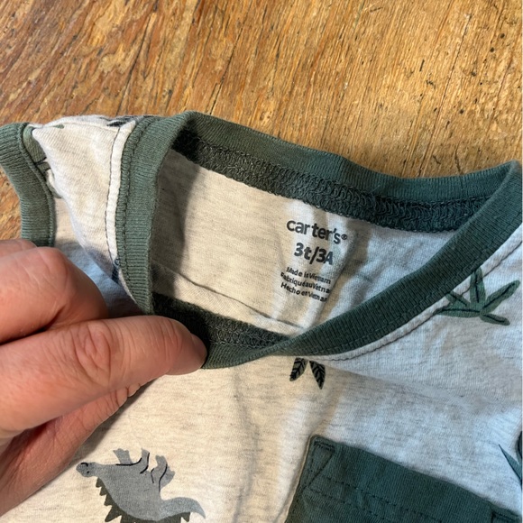 Dinosaur Outfit Set - Picture 3 of 5